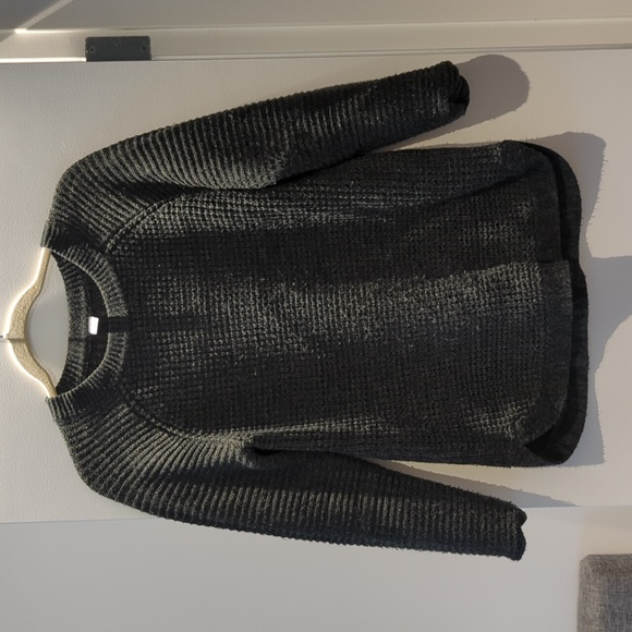 Simon's Twik Black Long Sweater - Picture 1 of 4